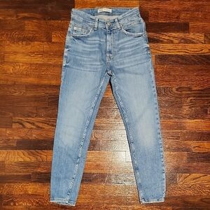 Zara Women's Light Blue High Rise Skinny Jeans With Back Patch Size 29